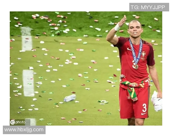 足球明星佩佩的姐姐如何在足球世界中找到自己的位置与梦想 足球明星佩佩的姐姐如何在足球世界中找到自己的位置与梦想