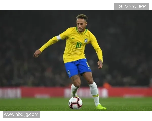 足球明星内马尔的辉煌历程与场上风采解析 足球明星内马尔的辉煌历程与场上风采解析