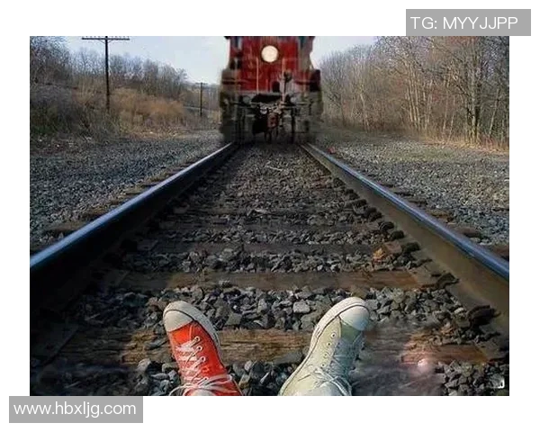 足球明星在比赛中展现惊人技艺的震撼瞬间回顾与精彩瞬间解析 足球明星在比赛中展现惊人技艺的震撼瞬间回顾与精彩瞬间解析